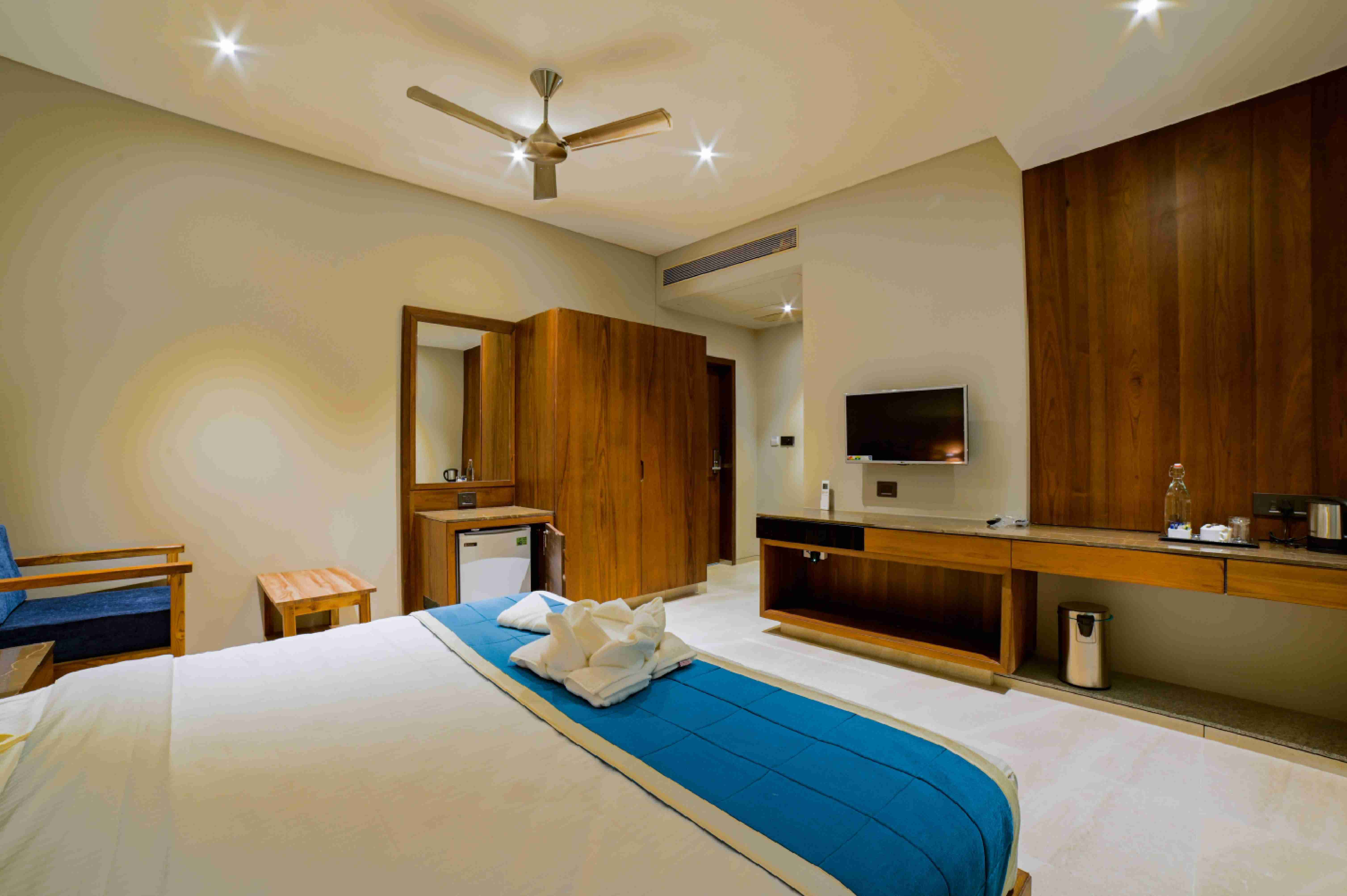 Sea Port - Oriental Room 5.jpg